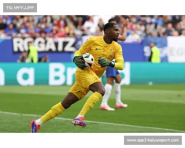 AC米兰报价科林蒂安门将索萨遭拒，迈尼昂续约无进展